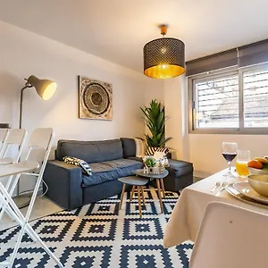 premium-apartment-paseo-de-la-salud-homeabroad-apartments.1costadelsol.com/