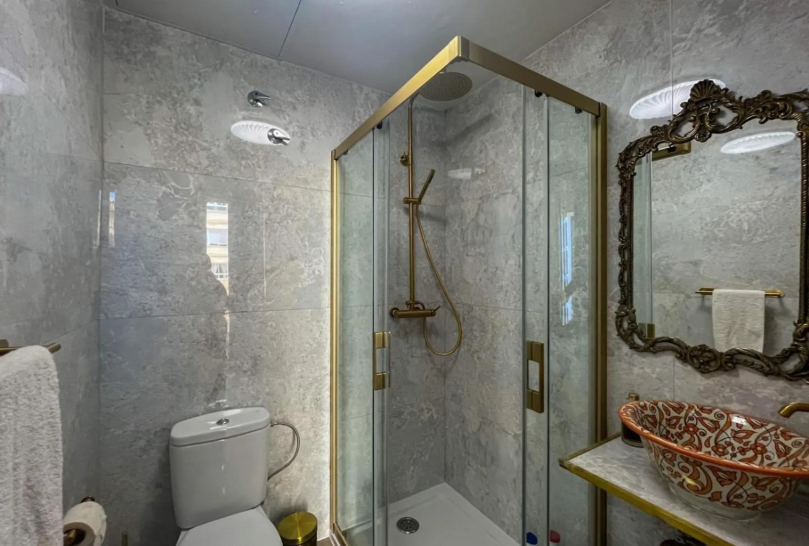 Appartement Apartamentos Loles De Cisneros Catedral Málaga Spanje