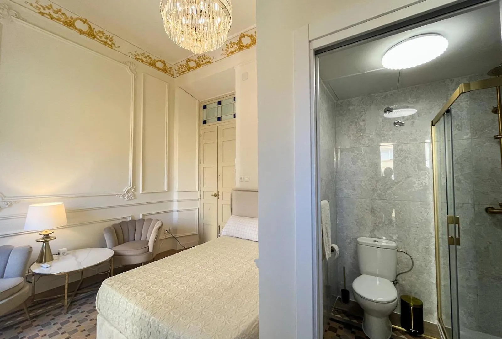 Apartamentos Loles De Cisneros Catedral Málaga 0*,  Espanha