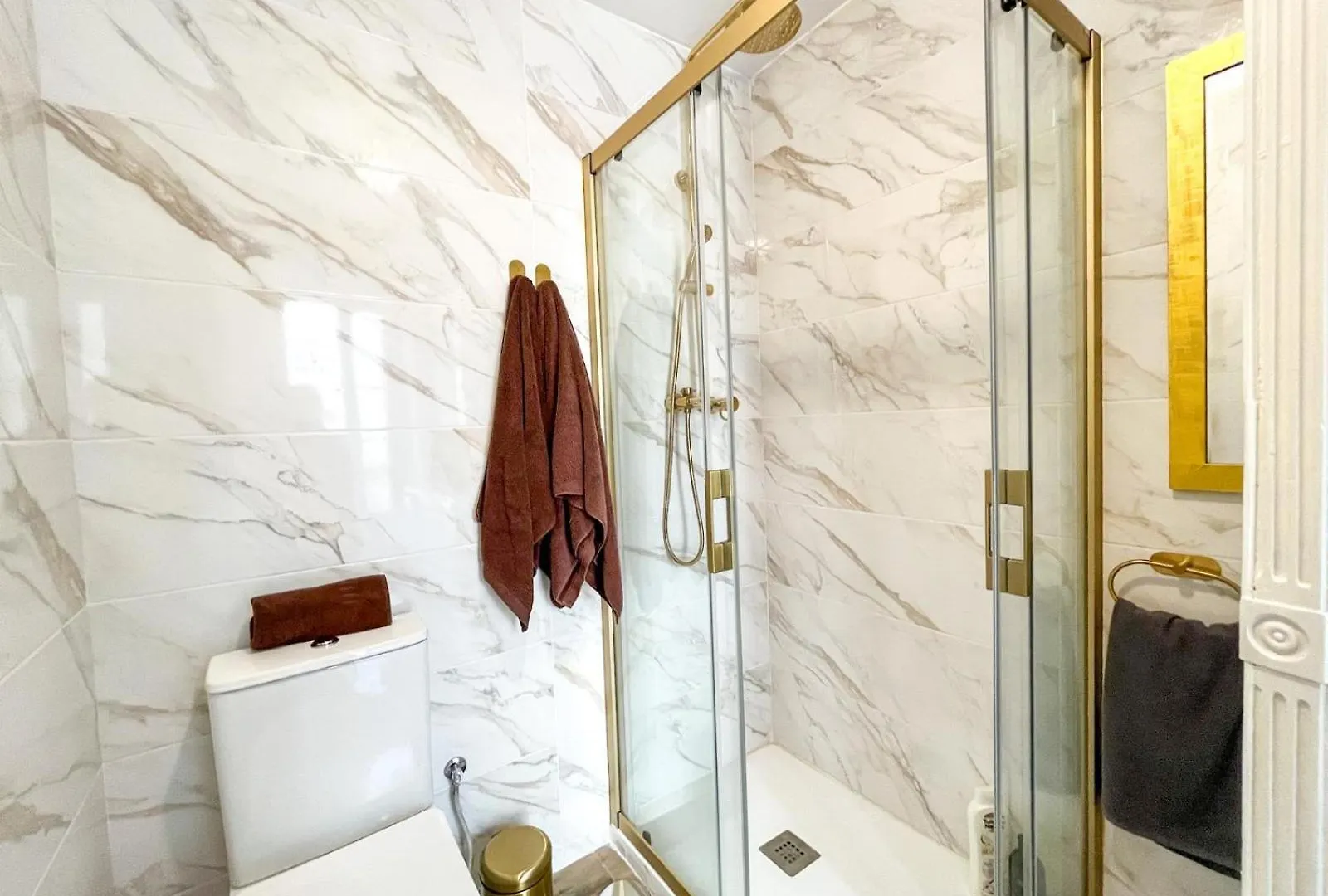 Apartamentos Loles De Cisneros Catedral Μάλαγα Ισπανία